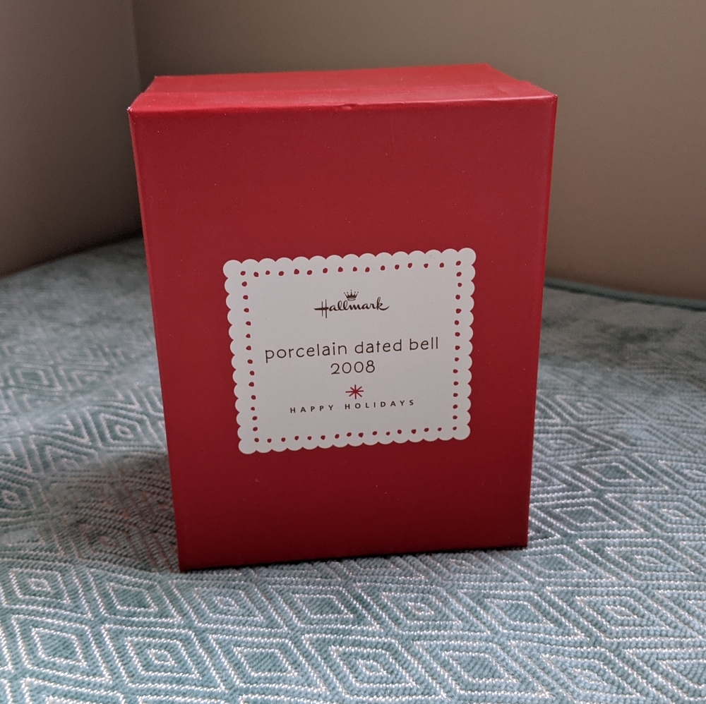 Hallmark Porcelain 2008 Dated Bell Ornament - Picture 2 of 6